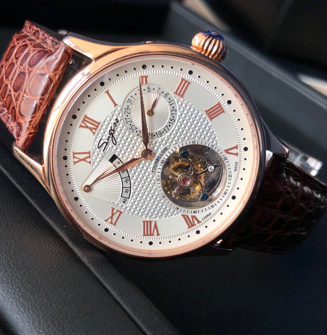 Tourbillon Master SU8001GW Rose Gold Case