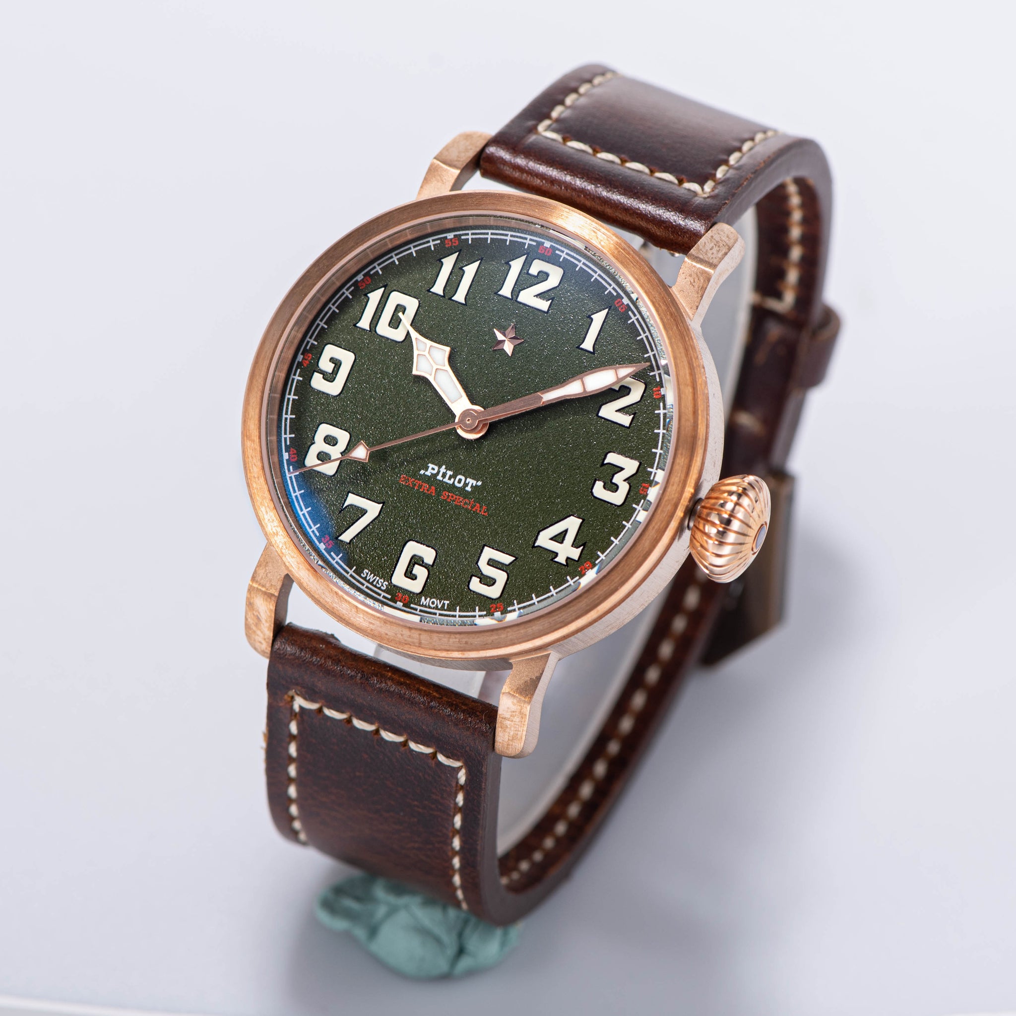 Seestern Sugess Pilot Master S408 Orologio Uomo Automatico - Cassa In Bronzo Tedesco CuSn8, Quadrante Verde, Vetro Zaffiro, Cinturino Pelle, Movimento NH35A, 10 ATM - 3