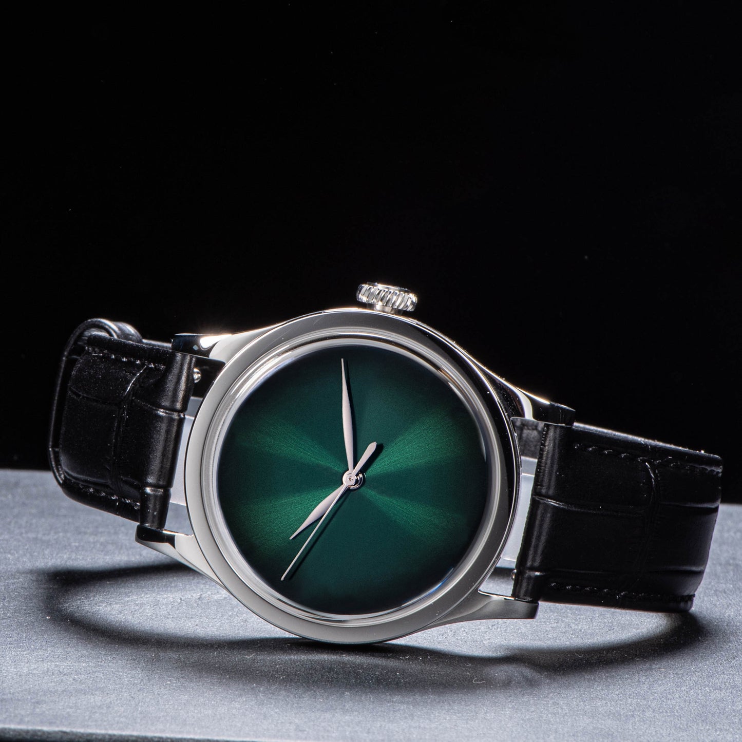 Heritage 411-3 Seagull 2130 Movement  Stainless Steel Case Green Dial SU4113SGN